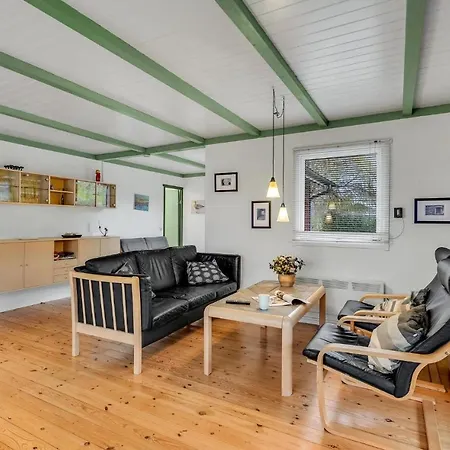 Stunning In With 4 Bedrooms And Wifi Hébergement de vacances Nordenbro Vesteregn