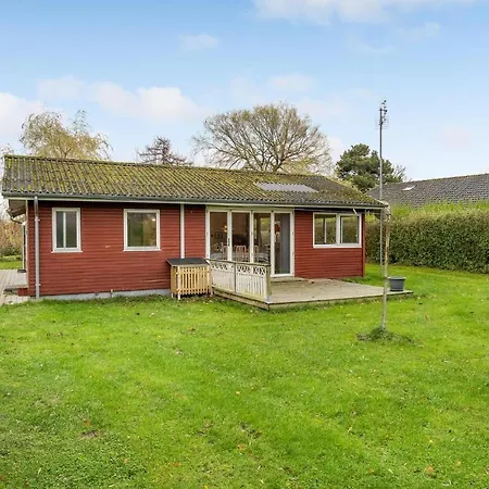 Hébergement de vacances Stunning In With 4 Bedrooms And Wifi *