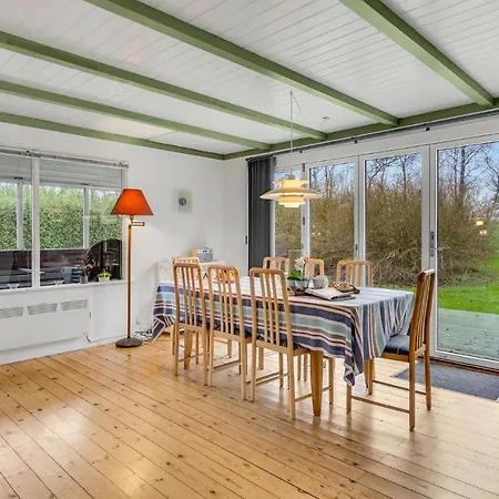 Hébergement de vacances Stunning In With 4 Bedrooms And Wifi Nordenbro Vesteregn