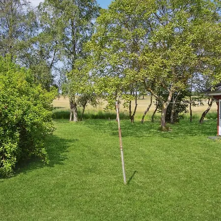 Hébergement de vacances Stunning In With 4 Bedrooms And Wifi *
